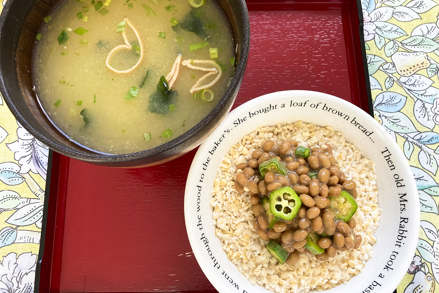 オクラ納豆「オン・ザ・オートミール」とお味噌汁