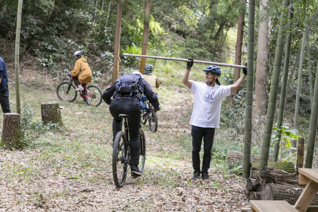 つちざわの森のマウンテンバイク練習風景