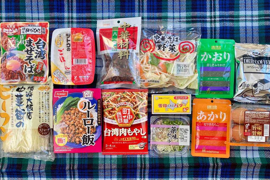 レトルト食品などを使った台湾山飯の材料