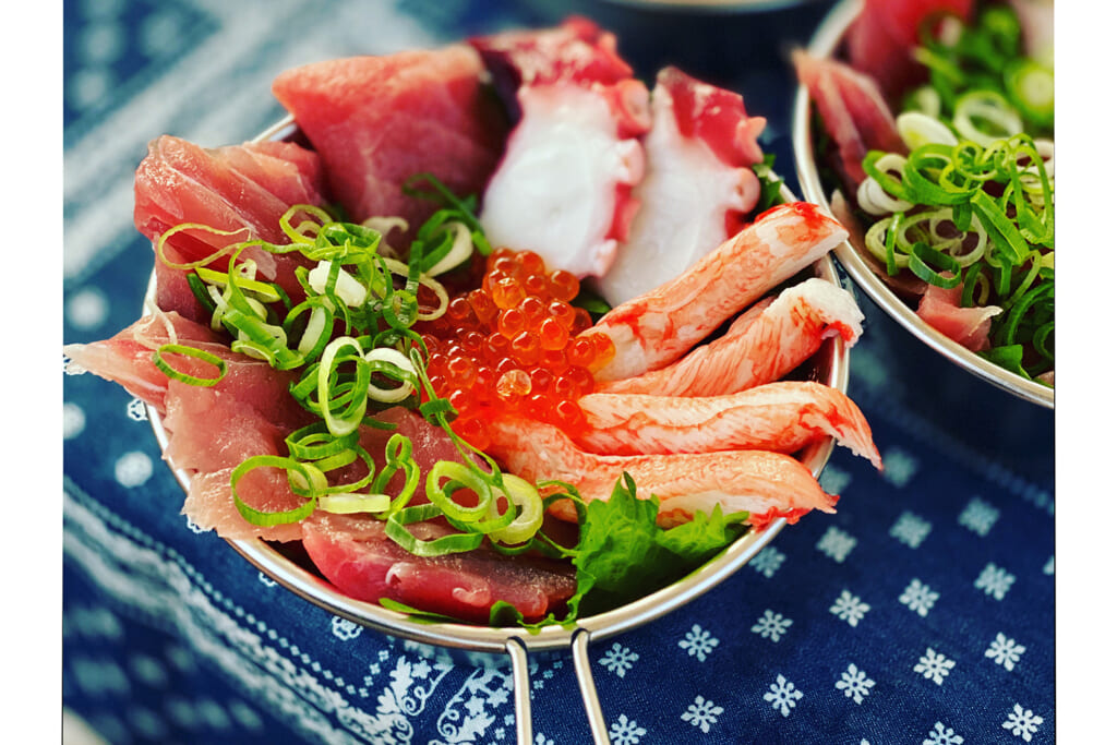 シェラカップの海鮮丼