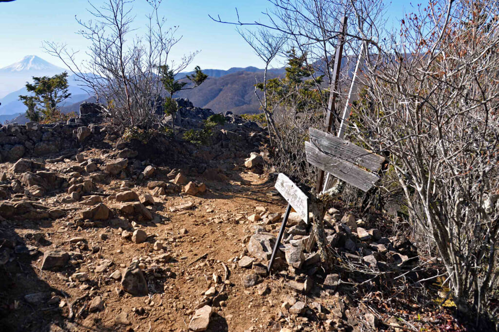 秀麗富嶽十二景の姥子山登山