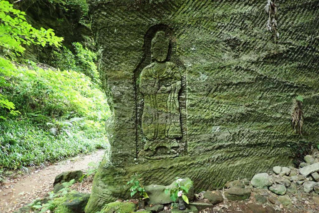 鎌倉の磨崖仏