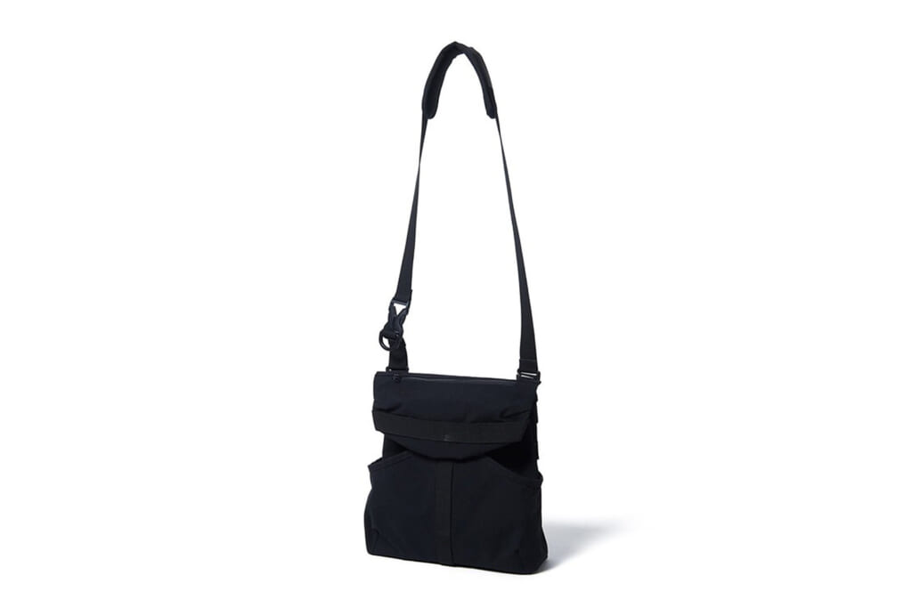 スノーピークのLW Taslan Ripstop Shoulder Bag