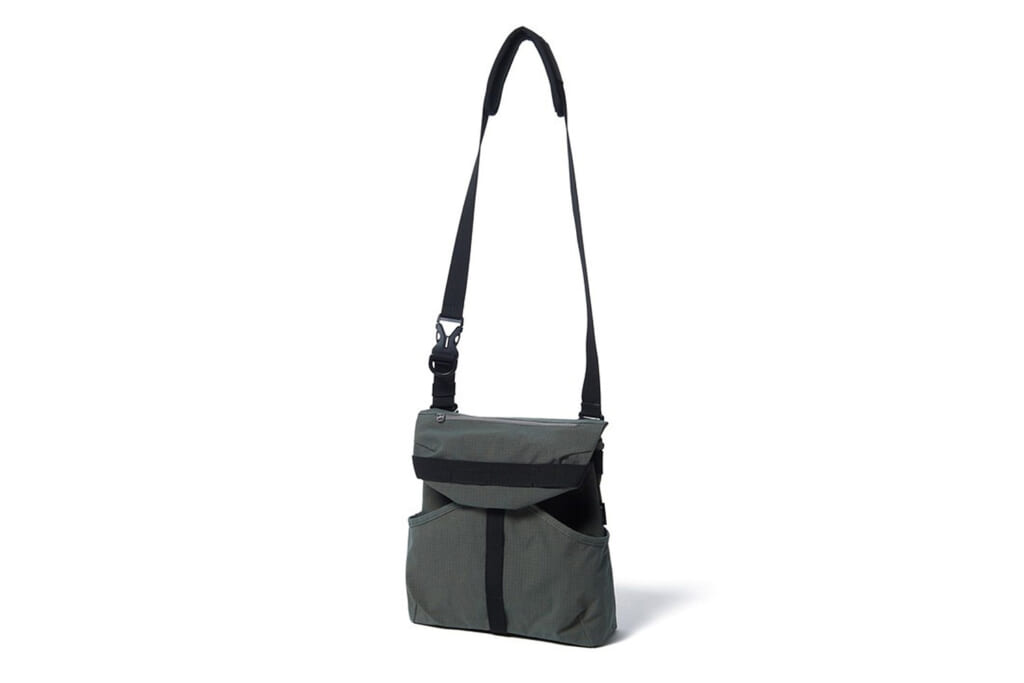 スノーピークのLW Taslan Ripstop Shoulder Bag