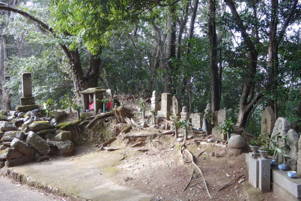 あいな里山公園の石仏群