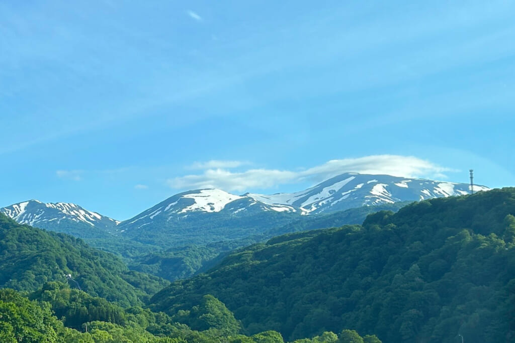 月山上の笠雲