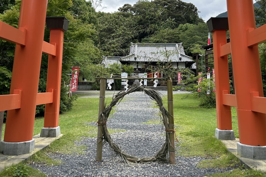 丹生官省符神社