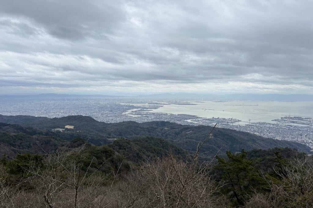 六甲最高峰南側の眺望