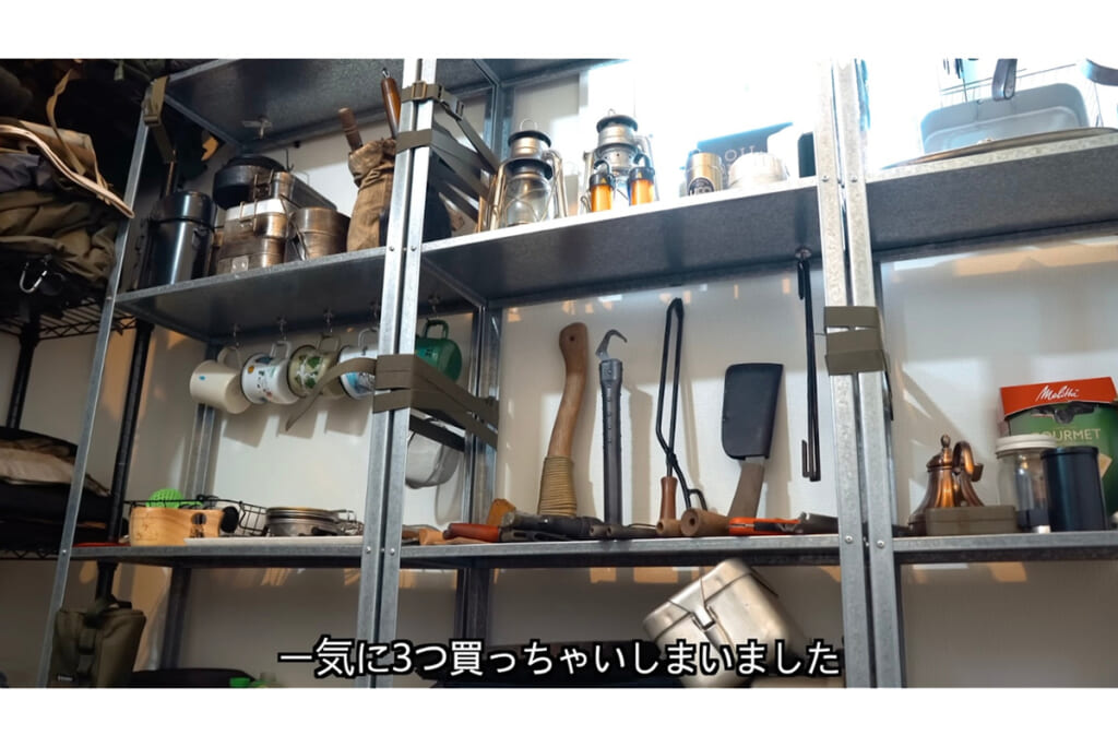 IKEAで購入したガーデニング用の棚