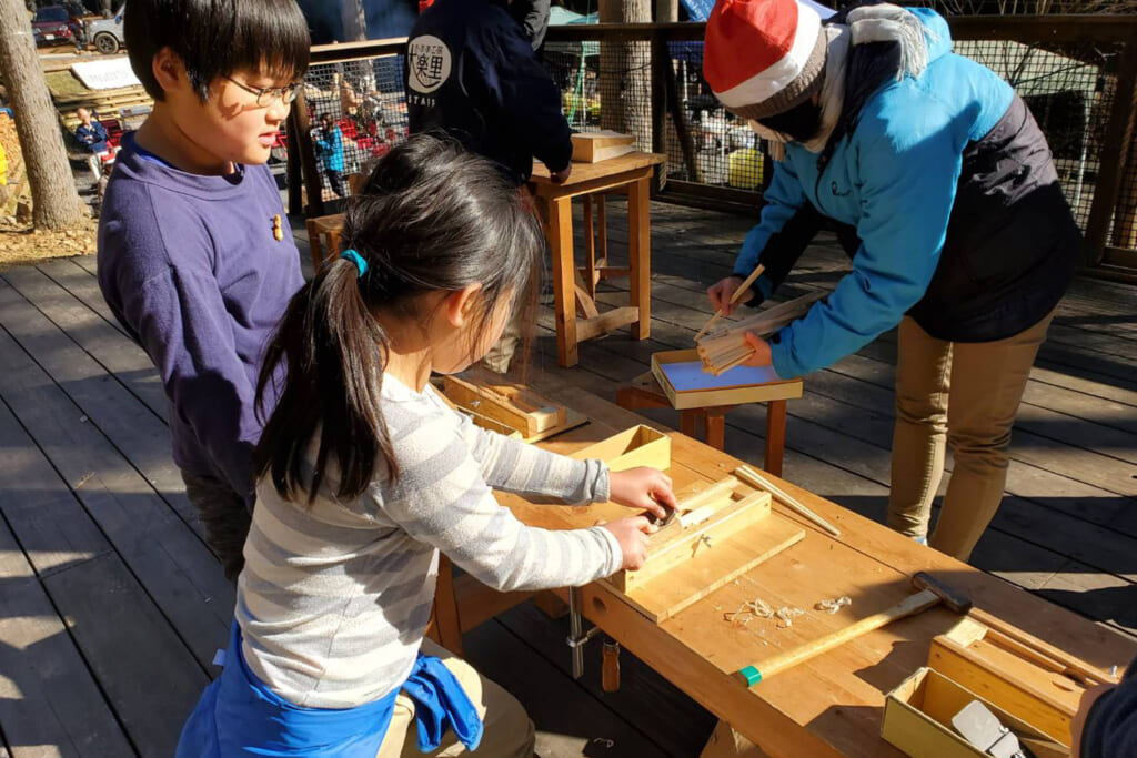 西川材で箸作りのワークショップ