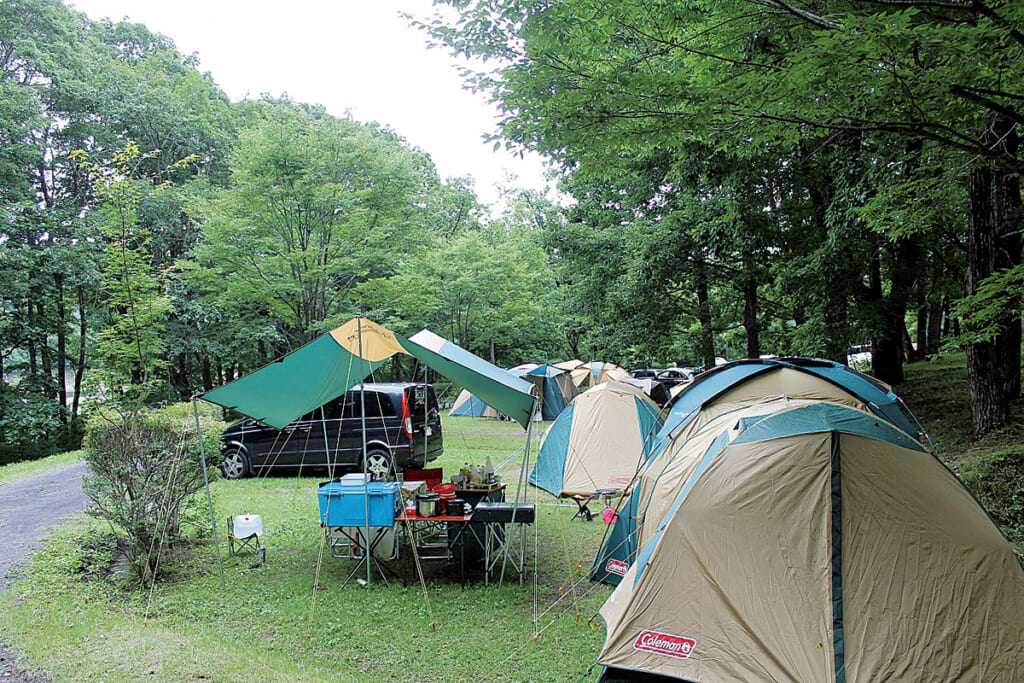 福島県岩瀬郡の羽鳥湖畔オートキャンプ場