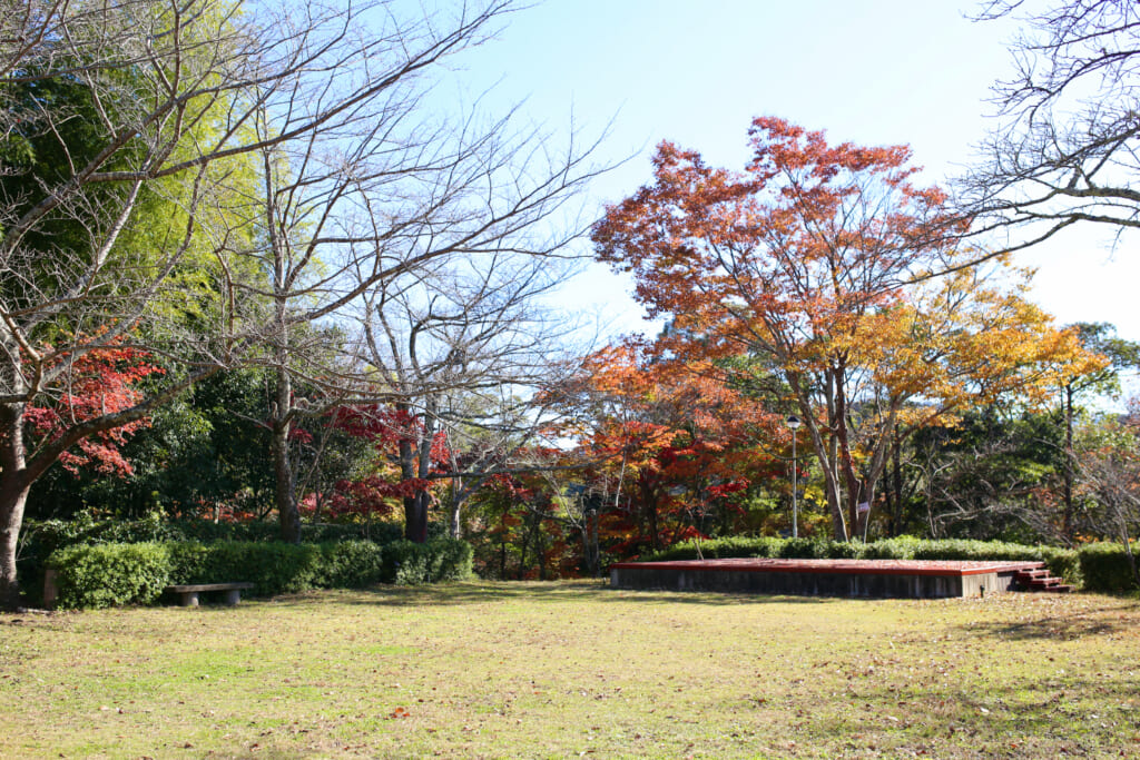 広場とステージ