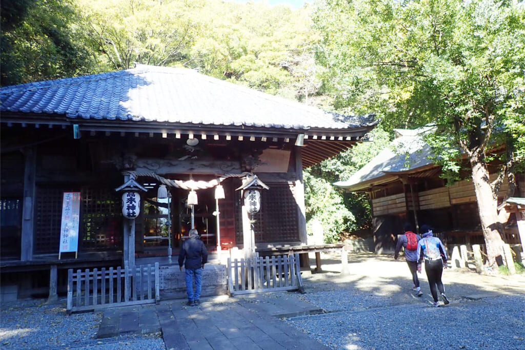 大磯町高麗に鎮座する高来神社