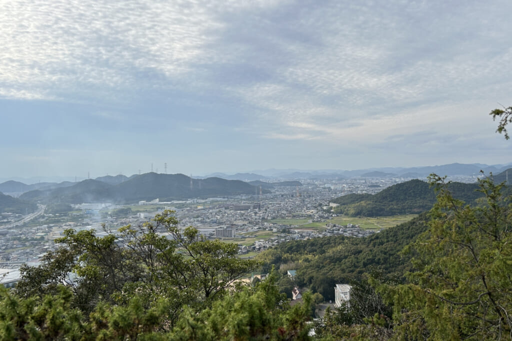 高御座山の北西側からの眺望