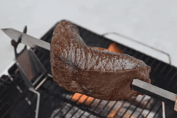 牛肉の丸焼き