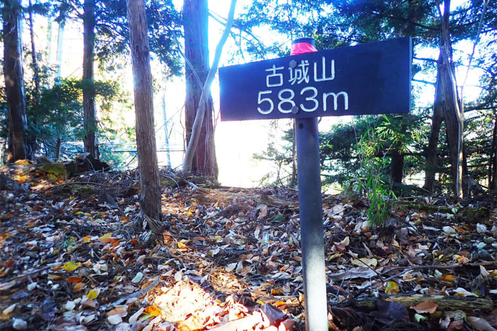 都留アルプスの登山口